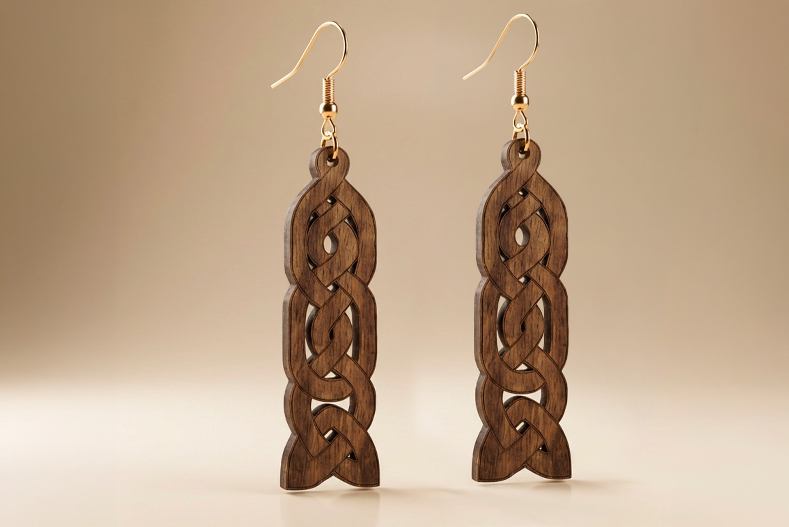 Tembe laser cut jewelry set